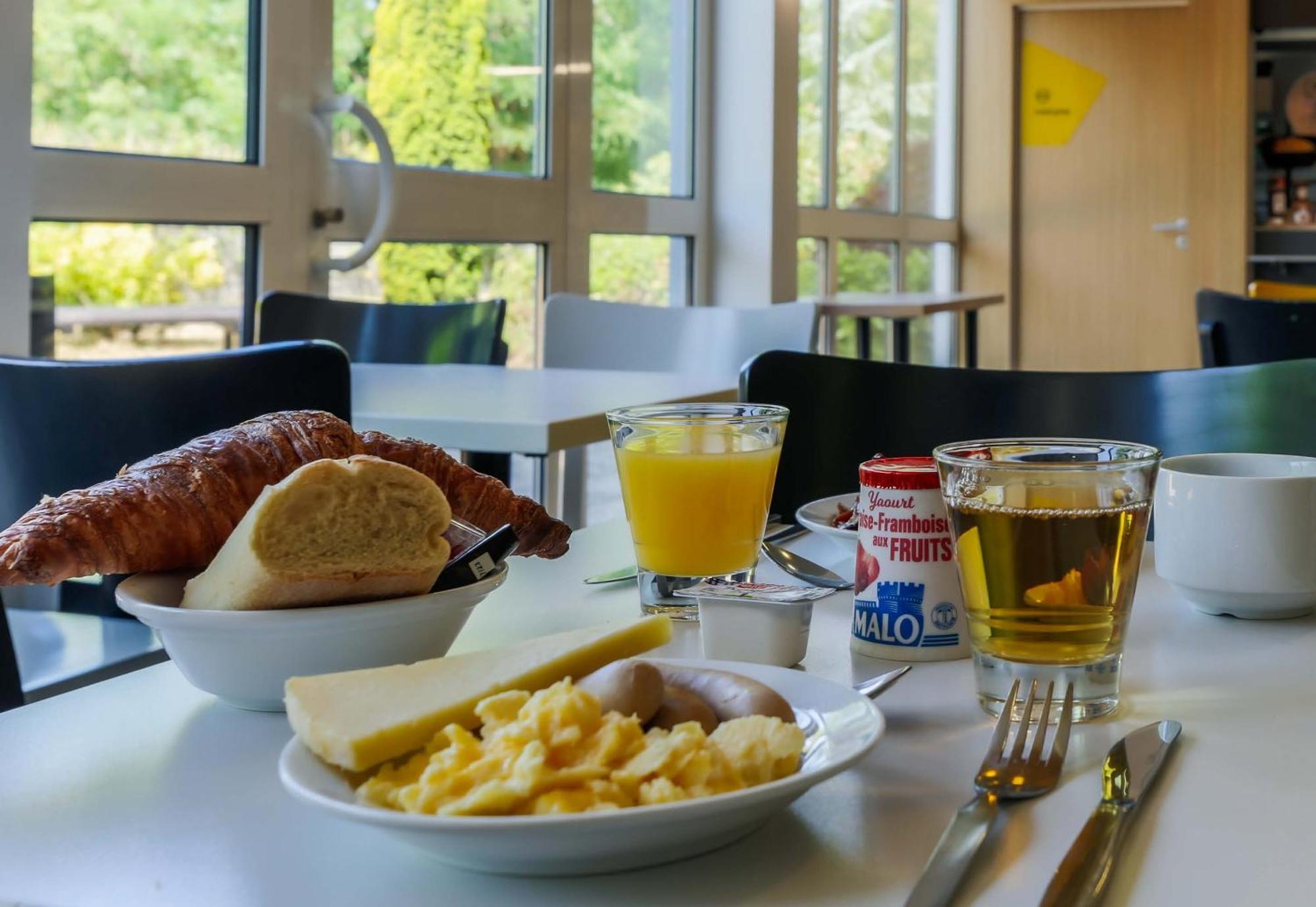 B&B Hotel Freyming-Merlebach Bagian luar foto